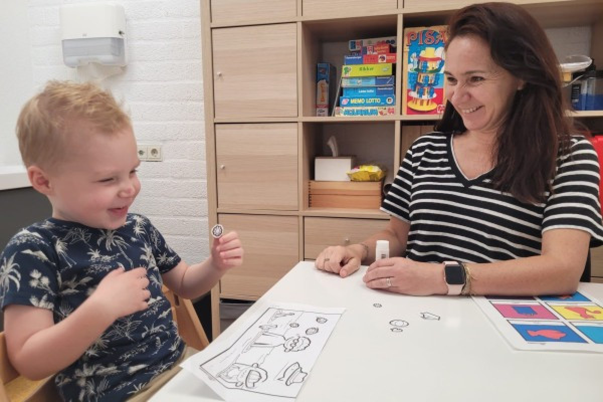 Kijk een dag mee met Praat­juf Cindy