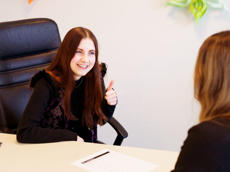 Een werkdag van Praatjuf Lotte van Hal: Dynamiek en voldoening