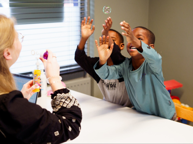 Laat jij mensen weer praten als logopedist? Dan willen wij jou spreken.